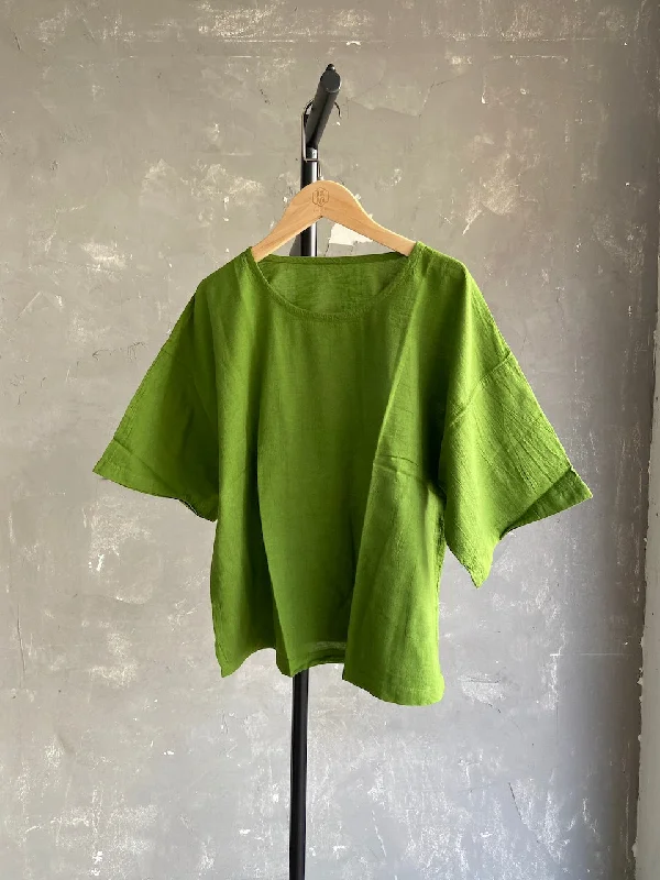 Weekend Deals That Dazzle Hand Dyed Short Top in Apple Green