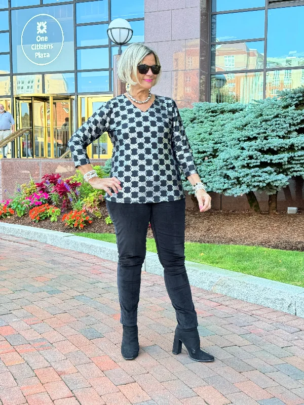 Weekend Offers That Amaze LULU-B BLACK & SILVER V NECK TOP