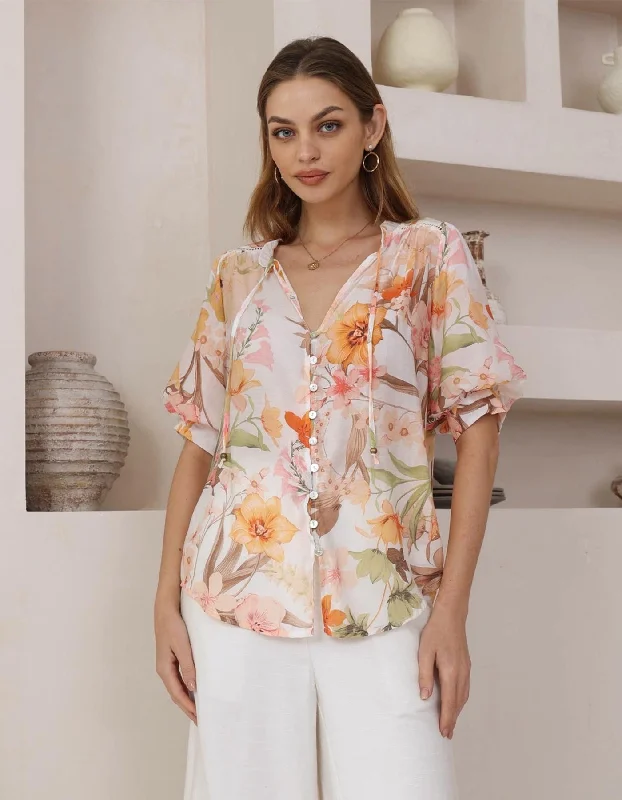 New Arrival Meadow Short Sleeve Button Front Blouse in White Floral