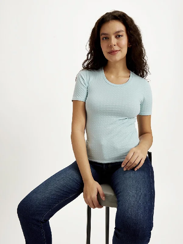 Seasonal Sale Women's Textured Slim Fit T-shirt