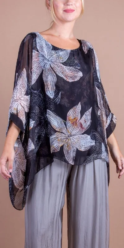 Weekend Wonders Await! Seta Lily Print Kaftan