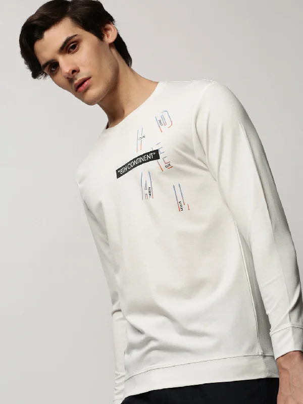 Men White Graphics Casual Sweatshirts