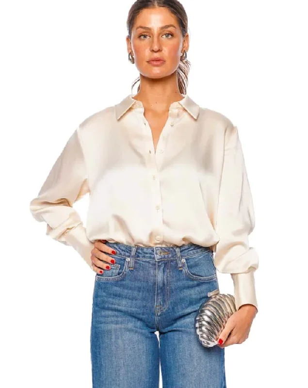 Must-Have Deals Simkhai Olsen Top