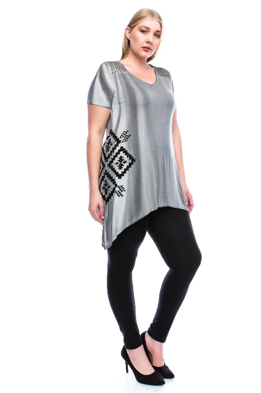 Extra Savings Gradient Gray short sleeve top