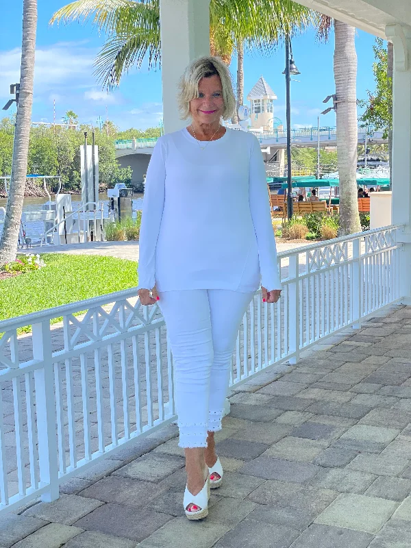 Reduced Prices WHITE THUMBHOLE TOP