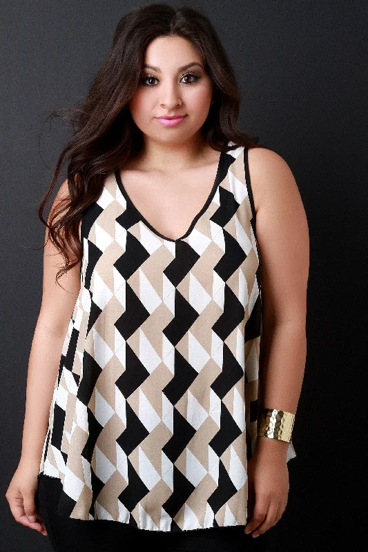 While Supplies Last Contrast Geo Pattern V-Neck Top