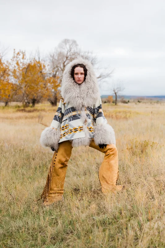 Limited Offer Rancho Arroyo Shearling Cloak