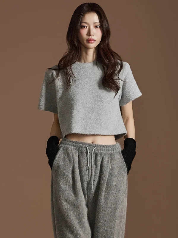 The Best Deal E3645 Shoulder Pad Crop Top