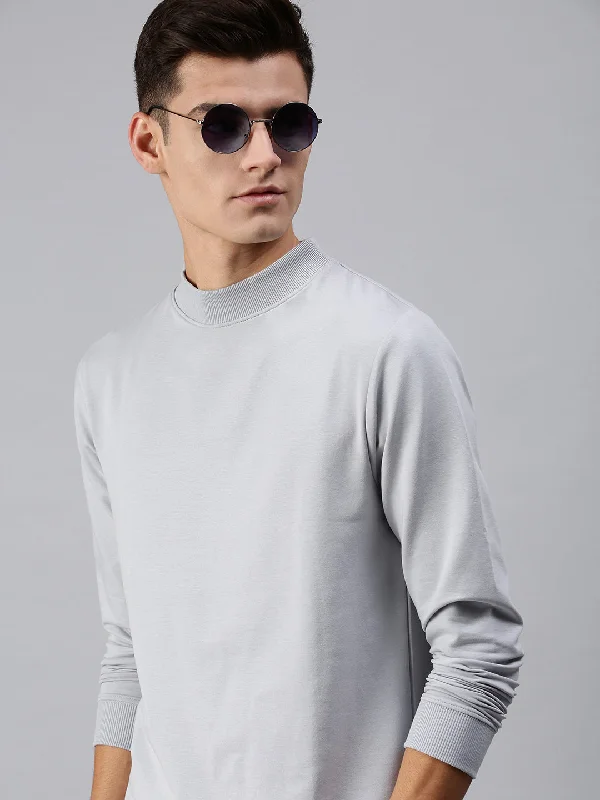 Men Solid Grey Sweatshirt