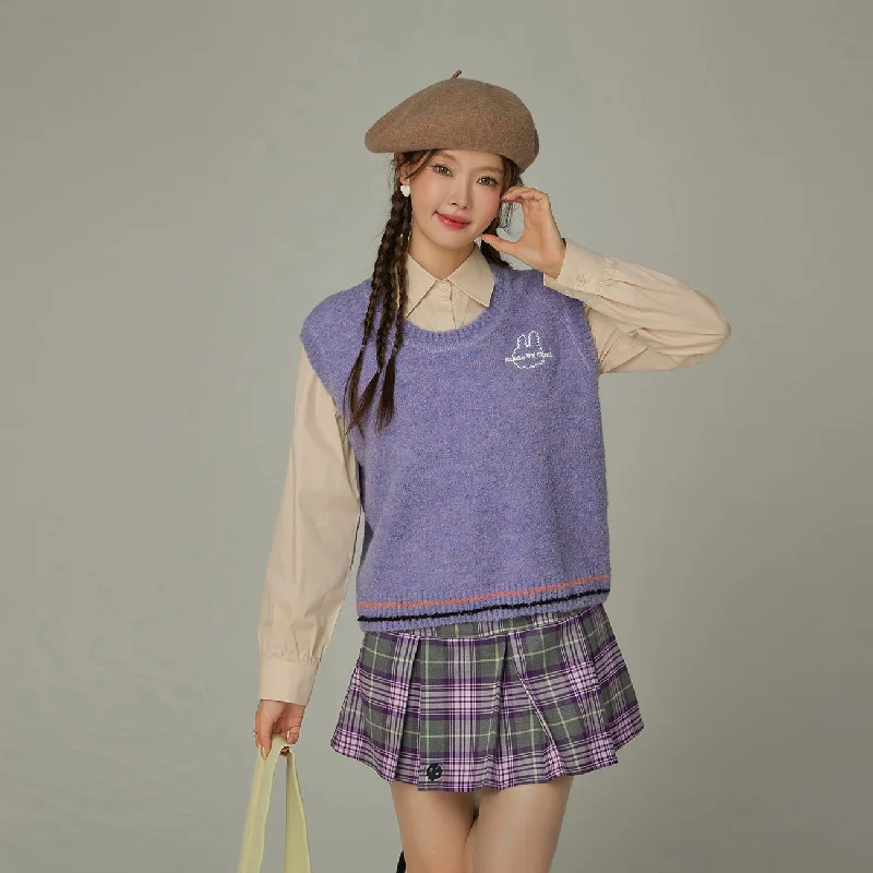Steals and Deals Color Embroidery Sleeveless Knit Sweater