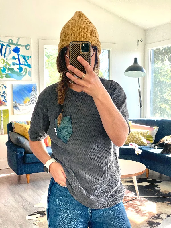 Clearance Sale ReLoved T - med/Lg