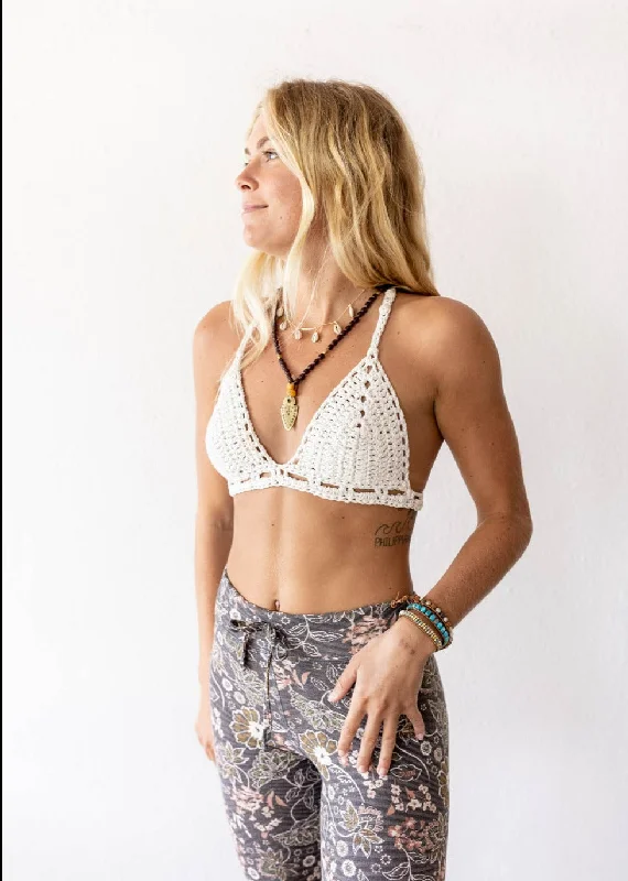 Unbeatable Deal Lulu Crochet Top
