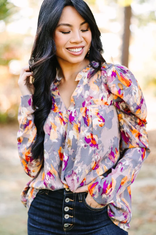 Weekend Deals to Brighten Your Day All In Order Gray Abstract Blouse