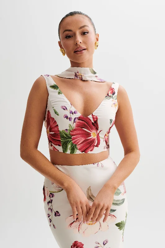 Weekend Discounts to Snag Carla Satin Sleeveless Top With Scarf - Bella Rosa Print
