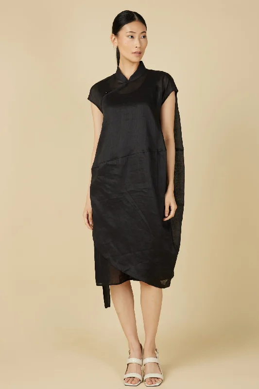 Flash Sale Cheongsam Cocoon Dress in Black