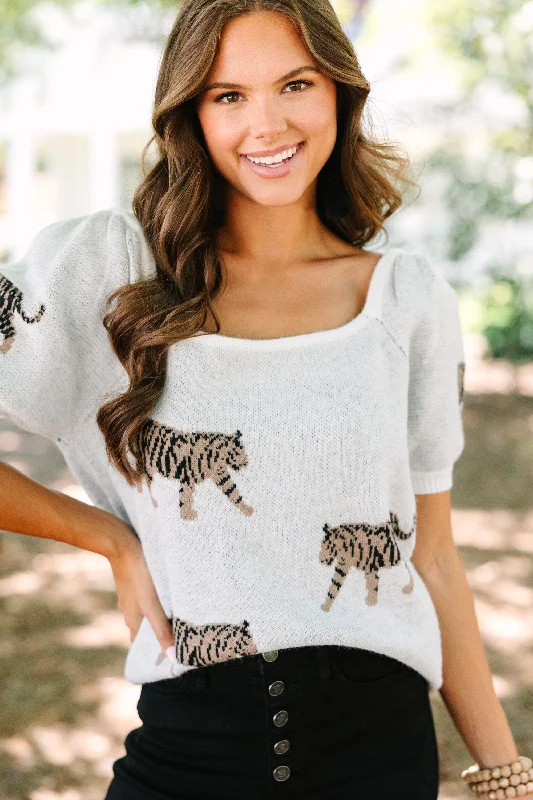 Big Discounts Can't Hide Ivory White TIger Print Sweater