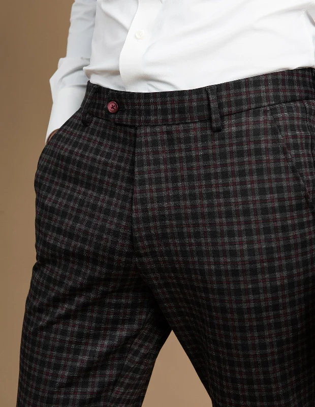 Black and Red Block Check | Chino