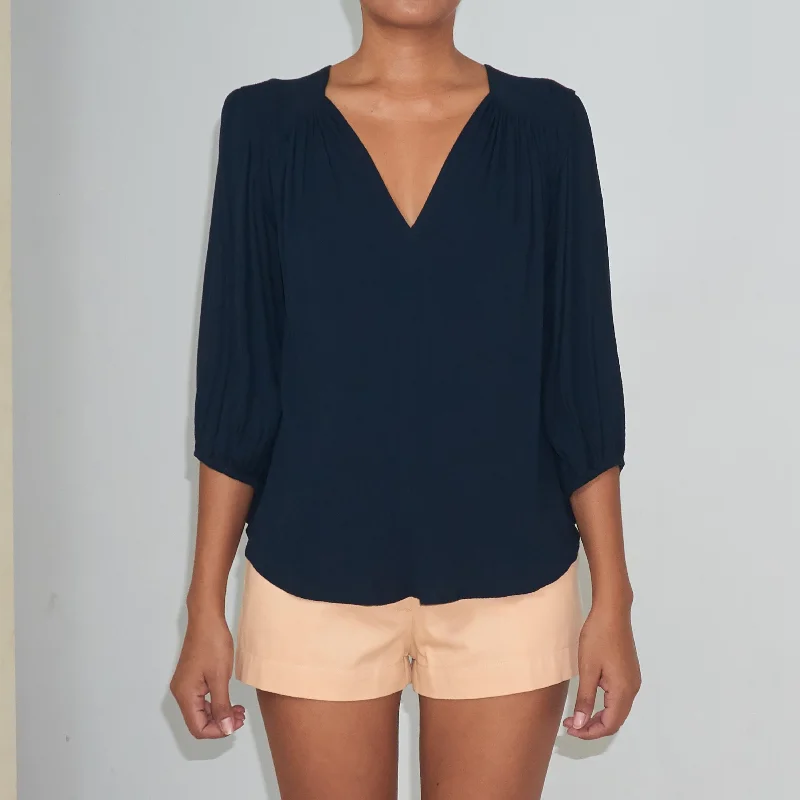 Make Your Weekend Count with Savings TRANSIT 3/4 SLEEVE TOP - Crinkled Rayon | Midnight Blue