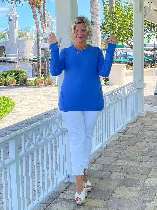 Massive Deals BLU THUMBHOLE TOP