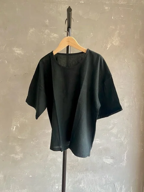 Weekend Deals That Please Hand Dyed Short Top in Black